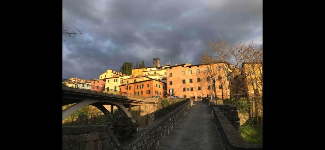 Casa Robina Appartement Barga Buitenkant foto