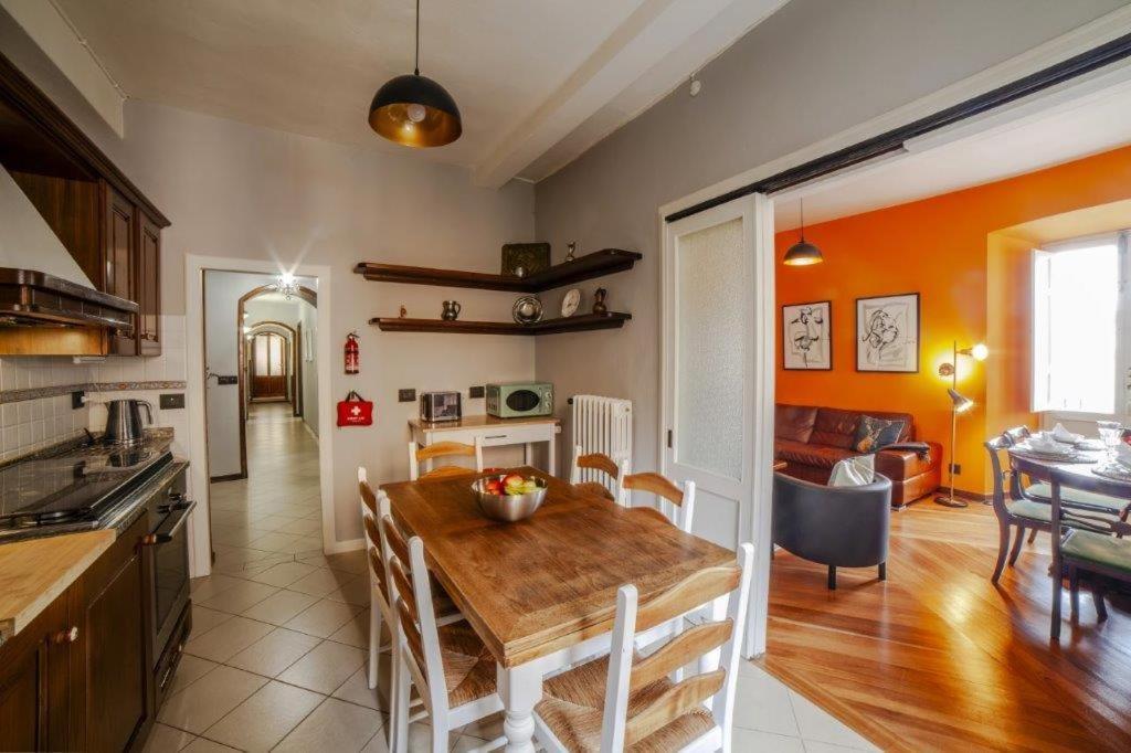 Casa Robina Appartement Barga Buitenkant foto